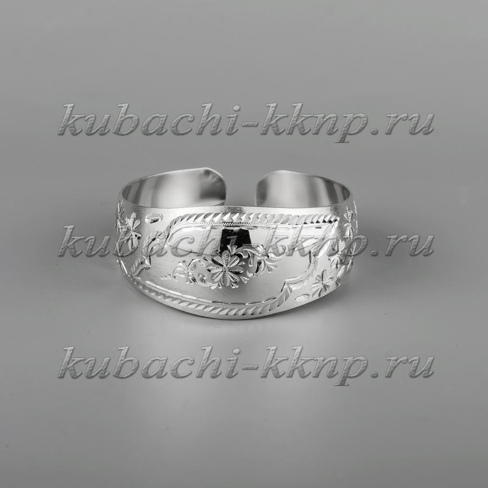 Кубачинский браслет из серебра без чернения с гравировкой и чеканкой, бр208 фото 4