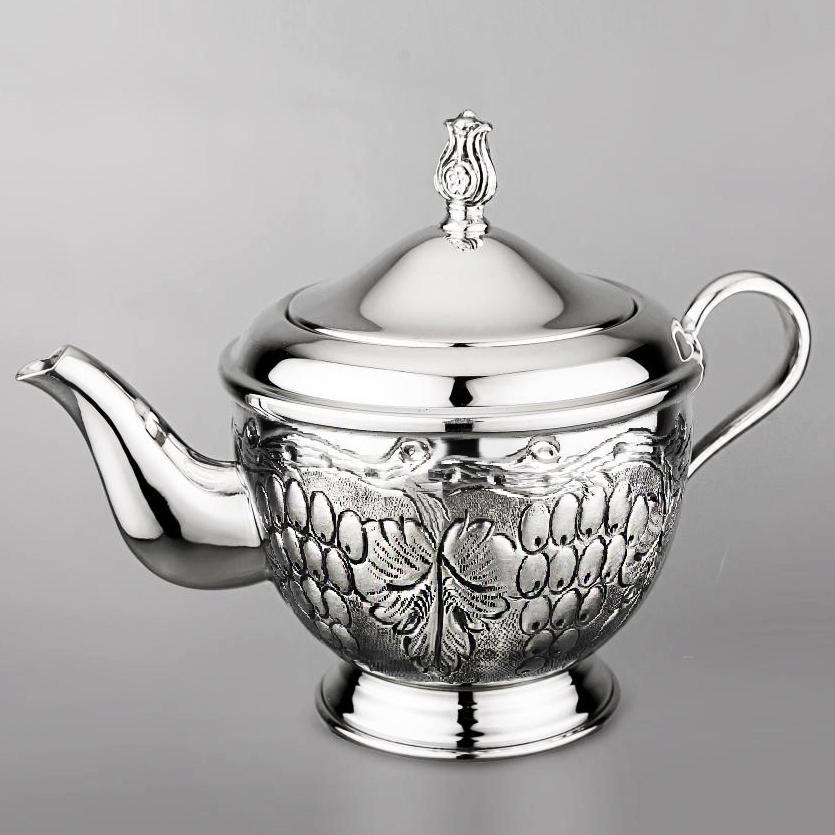 Большой серебряный чайник для заварки чая Виноград, чн047Б фото 1