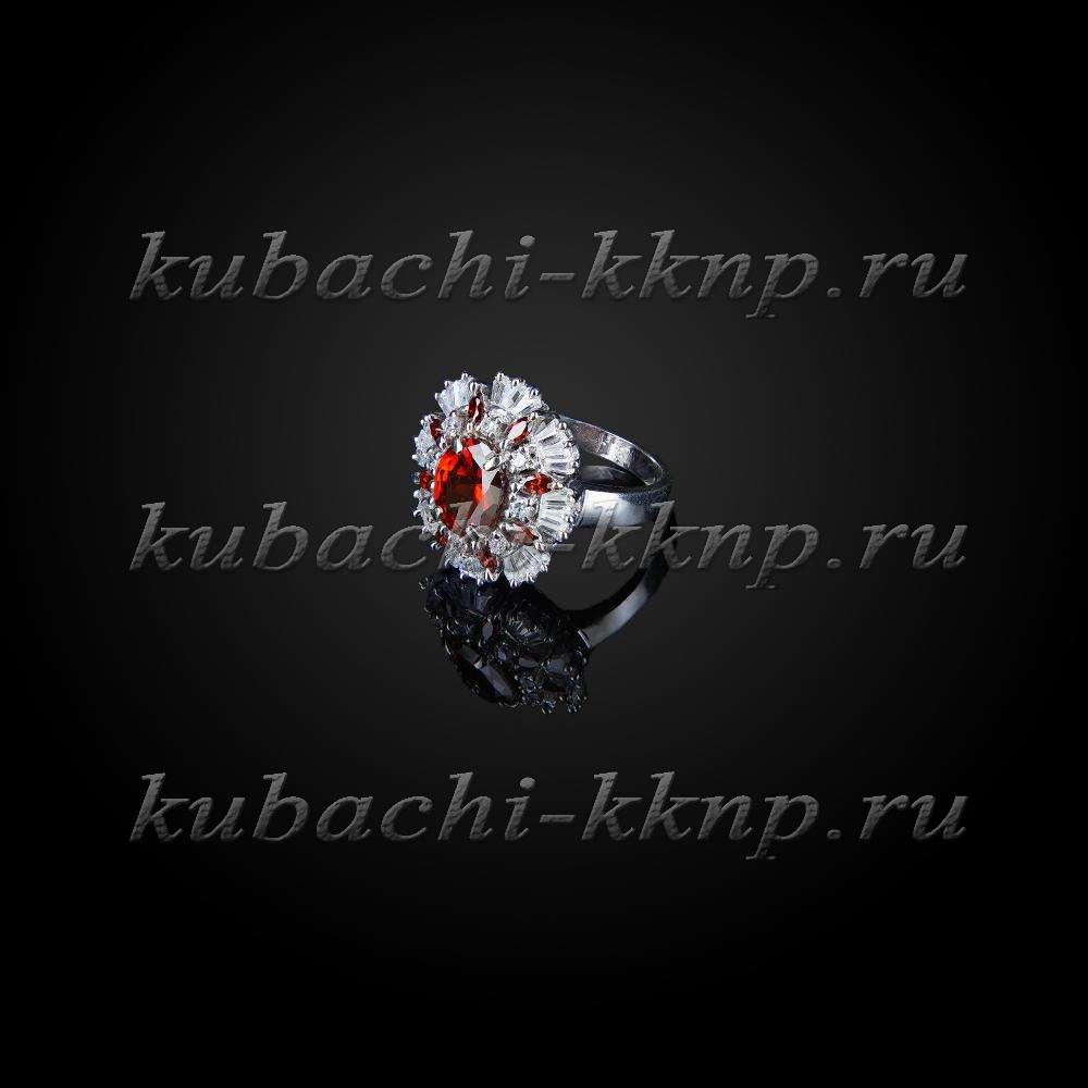 Серебряное кольцо Кубачи с фианитами под гранат