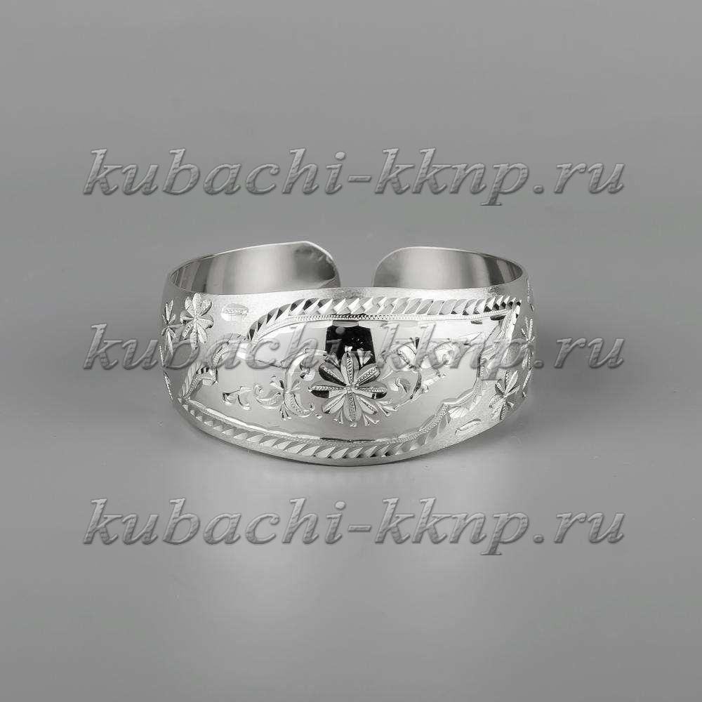 Кубачинский браслет из серебра без чернения с гравировкой и чеканкой, бр208 фото 1