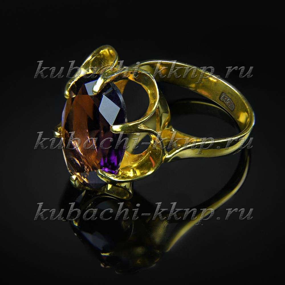 Серебряное кольцо Кубачи с большим фиолетово-коричневым фианитом позолота