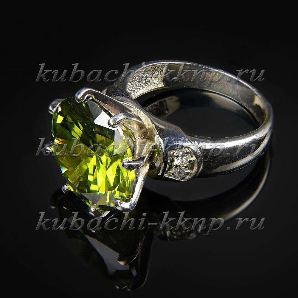 Серебряное кольцо с большим зеленым фианитом 
