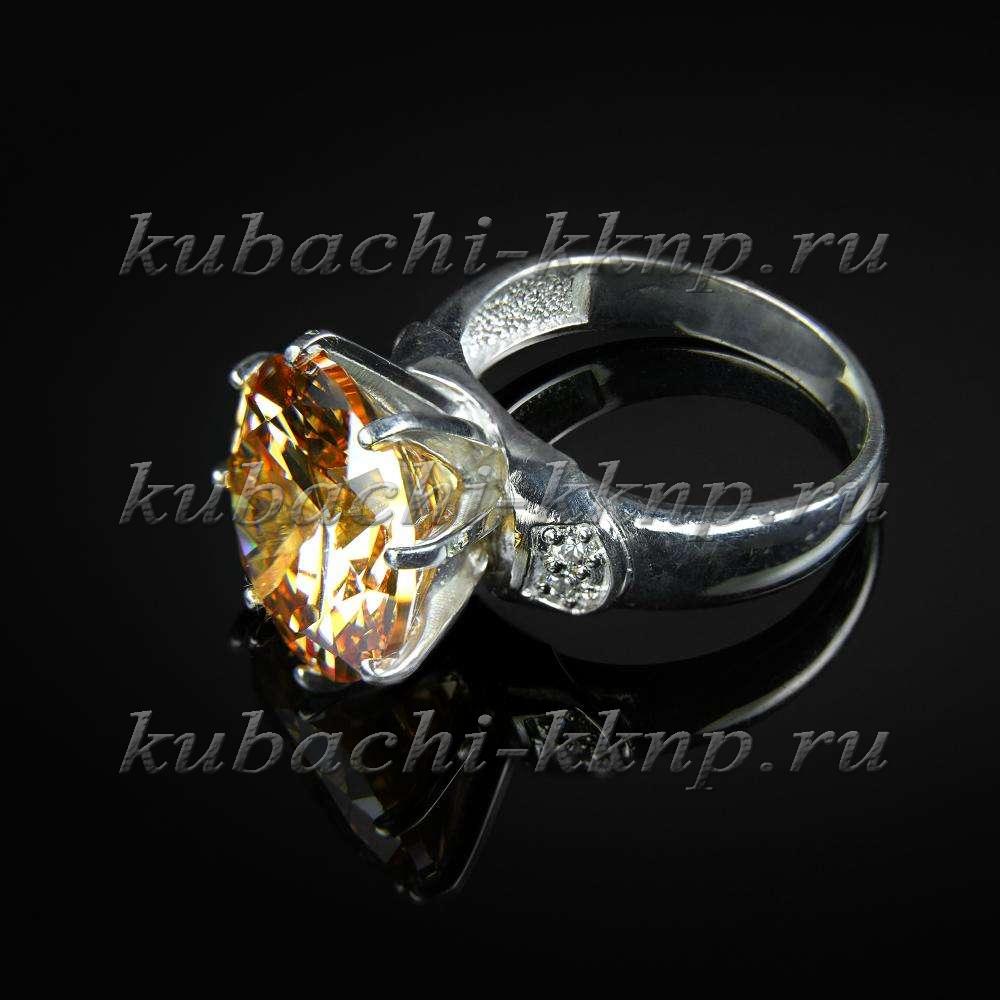 Серебряное кольцо с большим фианитом цвета раухтопаз  