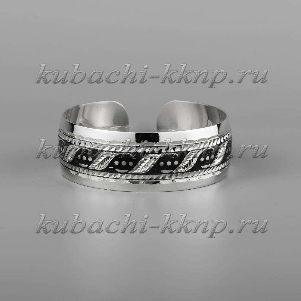 Кубачинский браслет из серебра с черными полосами