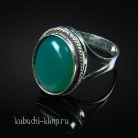 Серебряное кольцо с хризопразом в оправе 