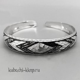 Тонкий серебряный браслет 