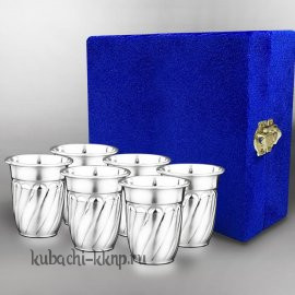 Набор из шести глянцевых стопок 