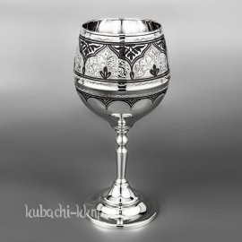 Красивый серебряный фужер для вина  - ф041