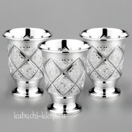 Набор стопок из серебра на троих 