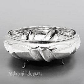 Конфетница из серебра на ножках 