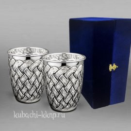 Набор серебряных стаканов с плетеным орнаментом - ст131-2