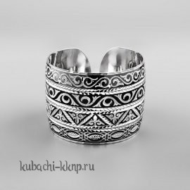 Серебряный широкий браслет Кубачи с орнаментом в это стиле - БР144