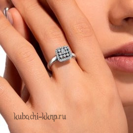 Серебряное кольцо 925 пробы с фианитами - як19