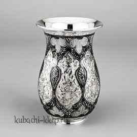 Серебряный стакан уникальной формы  «Эксклюзив», 200 мл - ст081