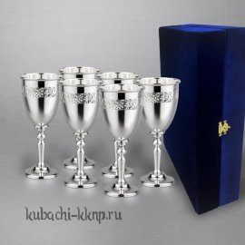 Набор из шести серебряных рюмок без чернения - р00048-6