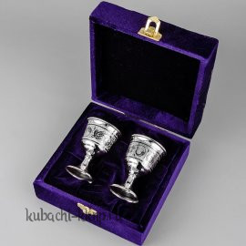 Набор серебряных рюмок с гравировкой «На двоих», 50 мл - р00023-2