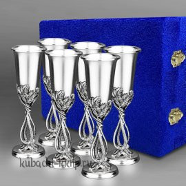 Набор из шести серебряных рюмок 