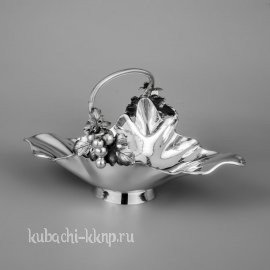 Серебряная конфетница с гроздьями винограда - кф121