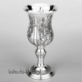 Серебряный фужер 