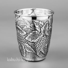 Серебряный стакан 