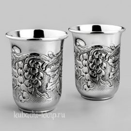Набор серебряных стопок 