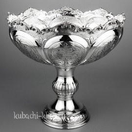 Серебряная ваза для фруктов с красивым узором - вз037