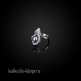 Серебряное кольцо Кубачи с фианитами и искусственным черным жемчугом - к817