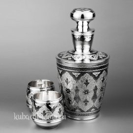 Серебряный набор для конька и виски 