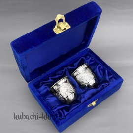 Набор серебряных стопок 