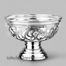 Большая серебряная резная конфетница 