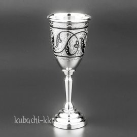 Рюмка классическая «Кубачи» из серебра с орнаментом - рмк0002