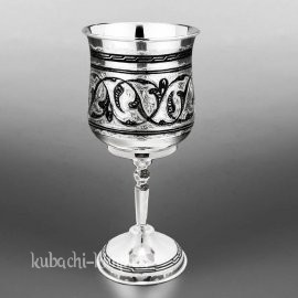 Серебряный бокал на ножке с орнаментом Кубачи - бк062