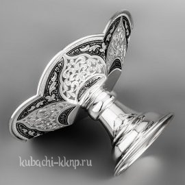 Резная оригинальная серебряная конфетница - кф085