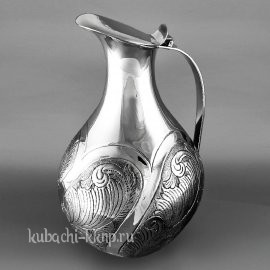 Серебряный кувшин с крышкой 