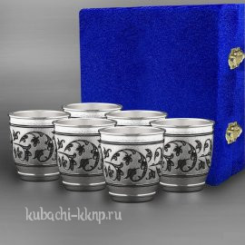 Набор из шести серебряных стаканов 