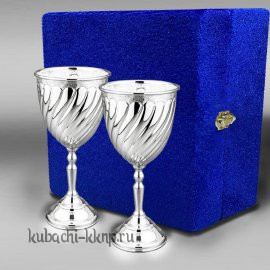 Набор из двух небольших серебряных бокалов 