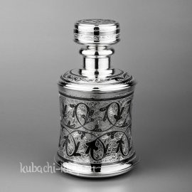 Штоф из серебра для виски с орнаментом, 820 мл - гр006