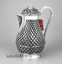 Серебряный кувшин с гравировкой и ченением - кв098