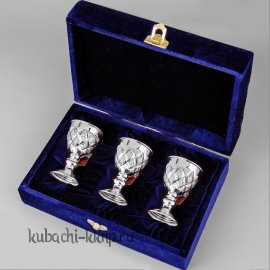 Набор серебряных рюмок 