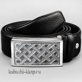 Ремень с серебряной пряжкой 