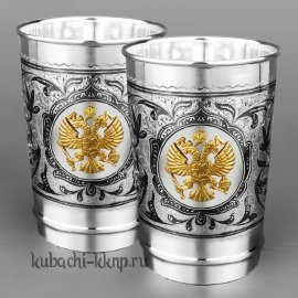 Набор из двух больших серебряных стаканов с гербом России. - ст136-2