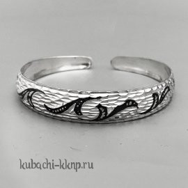 Тонкий серебряный браслет 