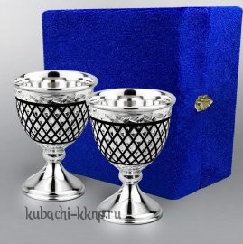 Набор серебряных рюмок- чарок на ножке - р00047-2