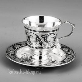 Серебряная чашка с блюдцем для кофе - чп019