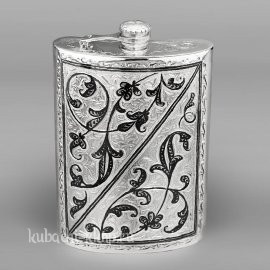 Серебряная фляжка с откидной крышкой 