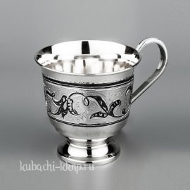 Небольшая серебряная чашка - Ч027