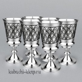 Серебряный бокалы 