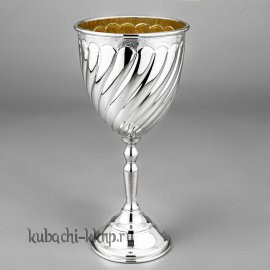 Серебряный фужер 