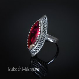 Кольцо кубачи с большим фианитом цвета рубин - к248