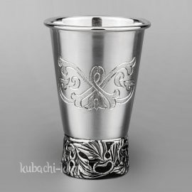 Стопка из серебра на ножке с гравировкой, 63 мл - стп00010